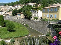 village de dieulefit en drôme provençale