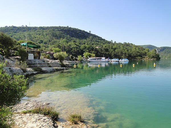 Lake from Esparron-du-Verdon