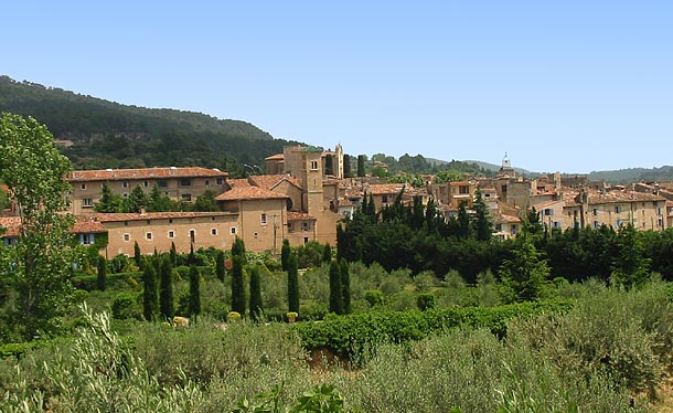 aups village in the verdon