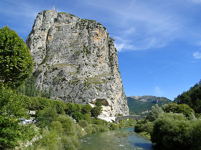 rocher et pont de castellane