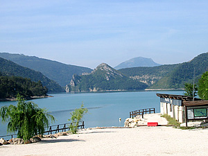 view lake saint julien du verdon